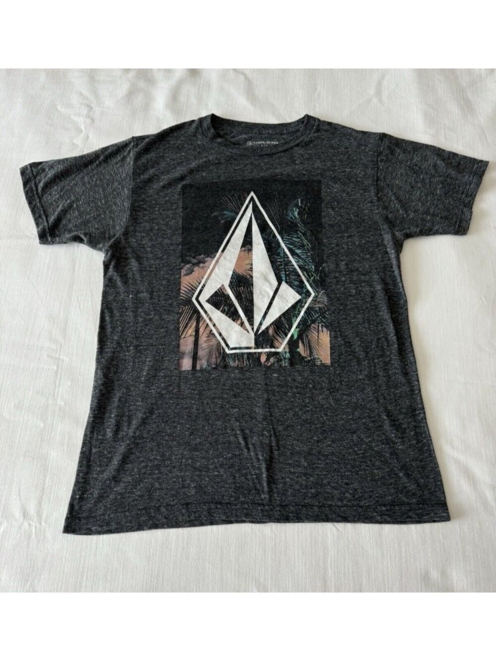 Gray Volcom Men's Short Sleeve Size Small T-shirt Skate Boarding Volcom Logo